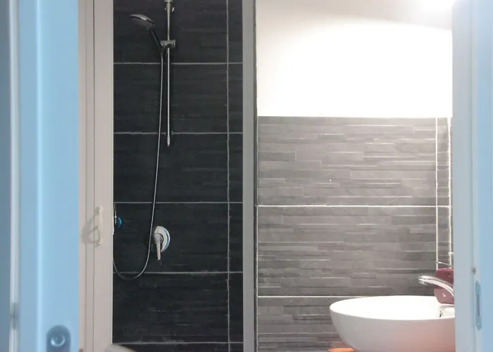 New Rubik's Castle Affittacamere 3*